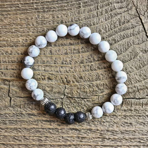 
                  
                    Load image into Gallery viewer, Howlite Essential Oil Diffuser Bracelet - Andi&#39;s Way
                  
                