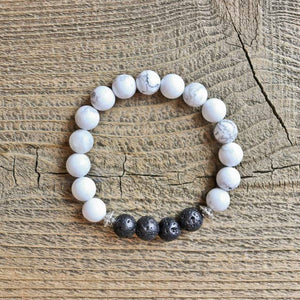 
                  
                    Load image into Gallery viewer, Children&#39;s Howlite Diffuser Bracelet - Andi&#39;s Way
                  
                